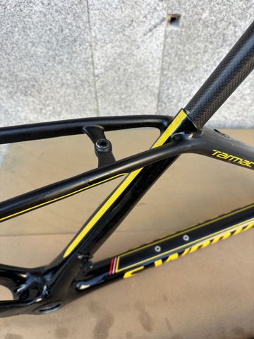 Używany Specialized Sworks Tarmac Frameset 2015 Road & Gravel — zdjęcie 6 z 11