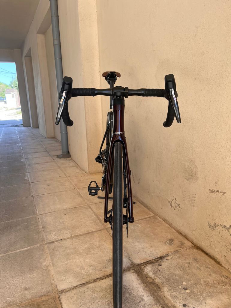 Used Scott Addict RC 10 2024 2024 Road & Gravel, Black — image 14 of 19