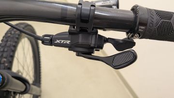 Gebrauchtes Trek Slash 9.9 XTR 2020 2020 Mountainbike, Violett, 29 — Bild 5 von 8