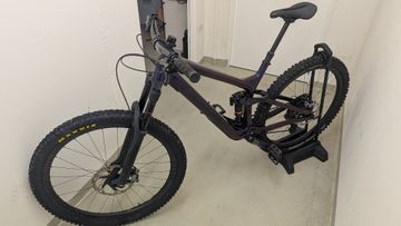 Gebrauchtes Trek Slash 9.9 XTR 2020 2020 Mountainbike, Violett, 29 — Bild 2 von 8