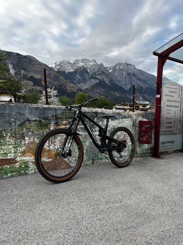 Używany Propain Tyee CF 27.5 Start 2022 2022 Mountainbike — zdjęcie 8 z 9