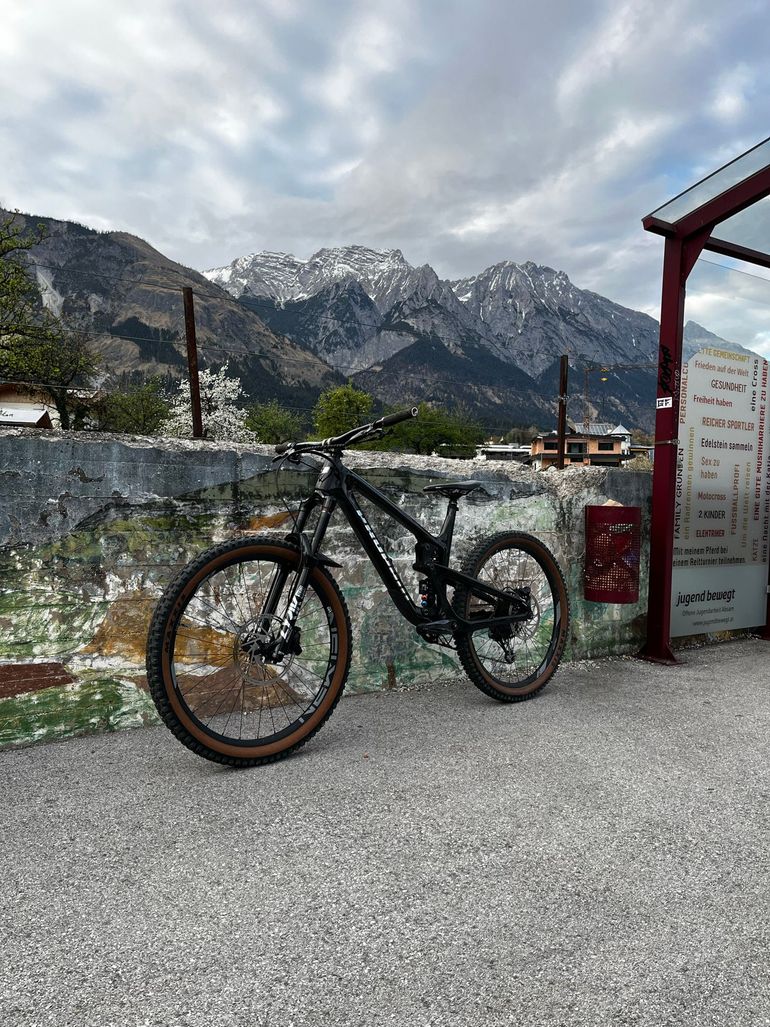 Brugt Propain Tyee CF 27.5 Start 2022 2022 Mountainbike — billede 8 af 8