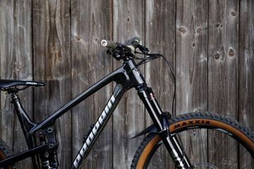 Używany Propain Tyee CF 27.5 Start 2022 2022 Mountainbike — zdjęcie 3 z 9