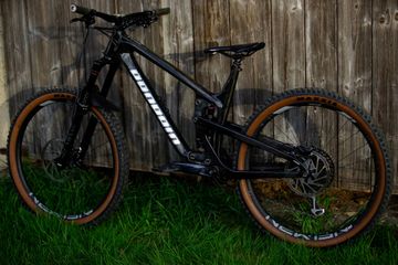 Używany Propain Tyee CF 27.5 Start 2022 2022 Mountainbike — zdjęcie 7 z 9