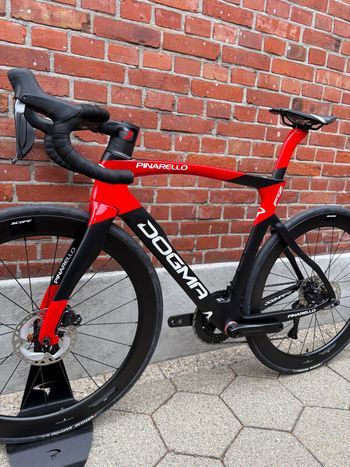 Used Pinarello Dogma Shimano Ultegra Di2 2024 Road & Gravel, Black — image 12 of 15