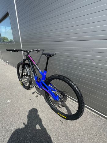 Used Forbidden Dreadnought XT 2022 Frameset 2022 Mountainbike, Black, 29 — image 6 of 9