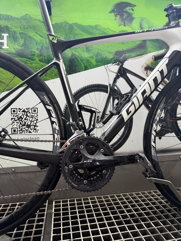 Gebrauchtes Giant Defy Advanced 2 2018 2018 Road & Gravel, Weiß — Bild 3 von 8