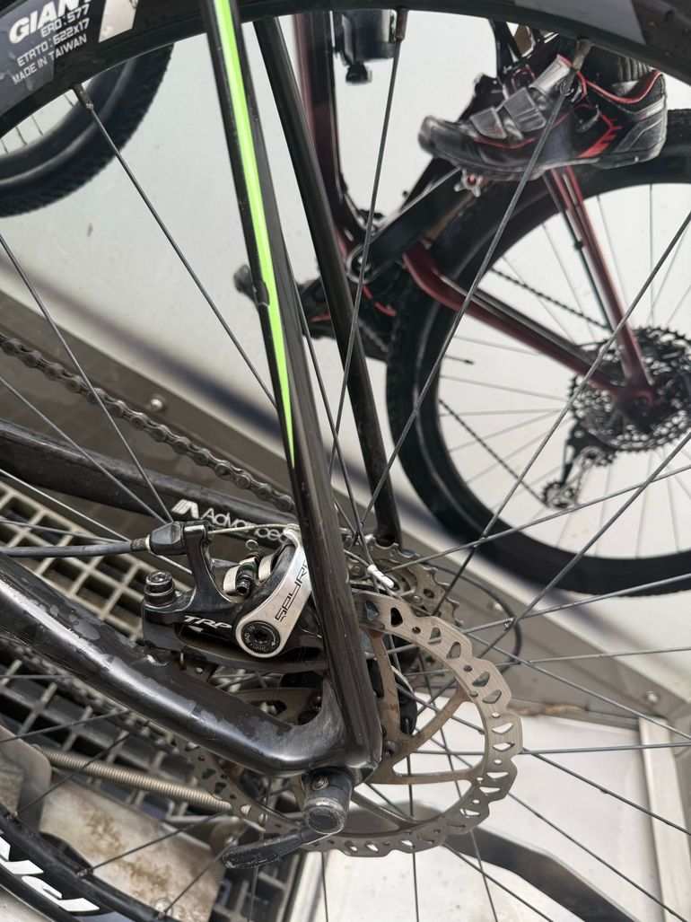 Gebrauchtes Giant Defy Advanced 2 2018 2018 Road & Gravel, Weiß — Bild 8 von 8
