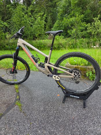 Gebrauchtes Santa Cruz Megatower 2 C 29 GX AXS COIL 2023 MTB