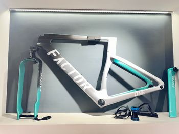 Used Factor ONE - Frameset Premium 2026 Frameset 2026 Road & Gravel