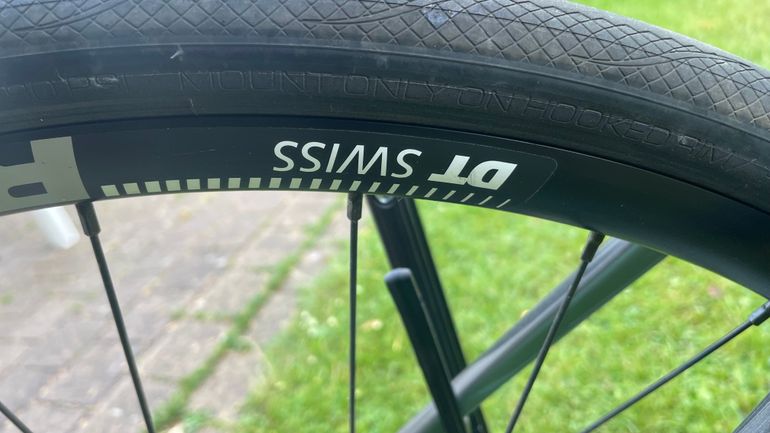 Używany Cannondale Synapse Carbon 2 LE 2023 2023 Road & Gravel — zdjęcie 4 z 6