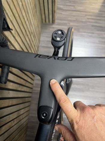 Sworks Custom Shimano Dura Ace Di2 2023 Road & Gravel usato, Nero — immagine 5 di 6