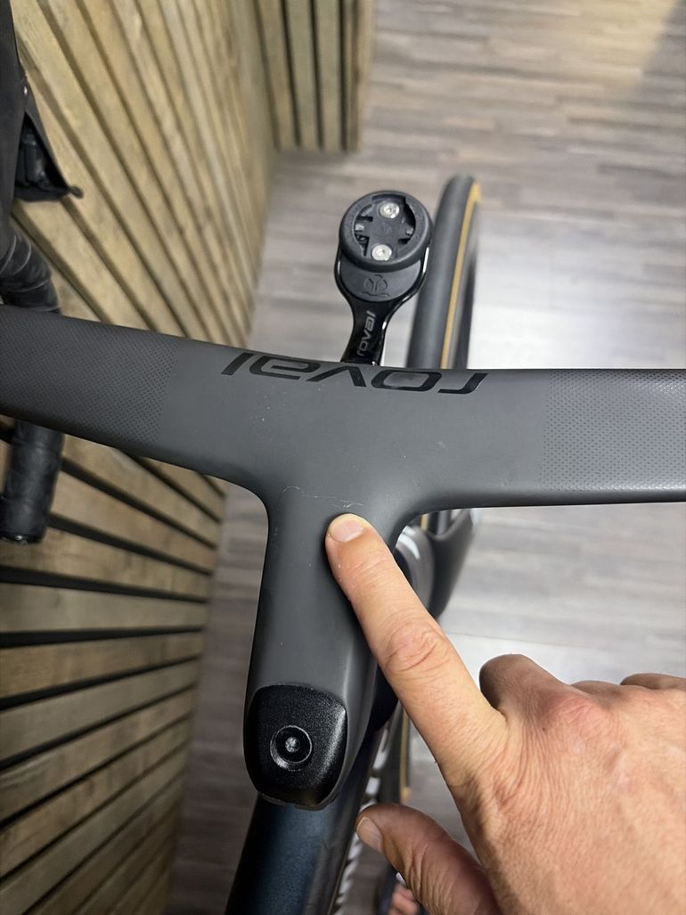 Sworks Custom Shimano Dura Ace Di2 2023 Road & Gravel usato, Nero — immagine 5 di 6