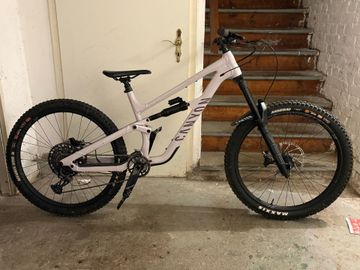 Brugt Canyon Torque Park AL 6 2024 2024 Mountainbike — billede 1 af 3