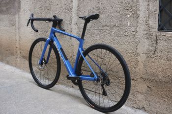 Używany BMC Roadmachine TWO 2024 2024 Road & Gravel — zdjęcie 10 z 17