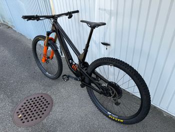 Used Norco Range C1 2023 2023 Mountainbike, Black — image 4 of 11