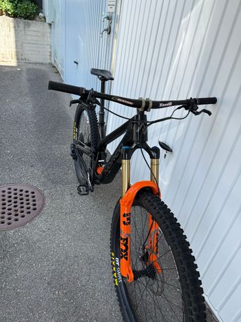 Used Norco Range C1 2023 2023 Mountainbike, Black — image 8 of 11