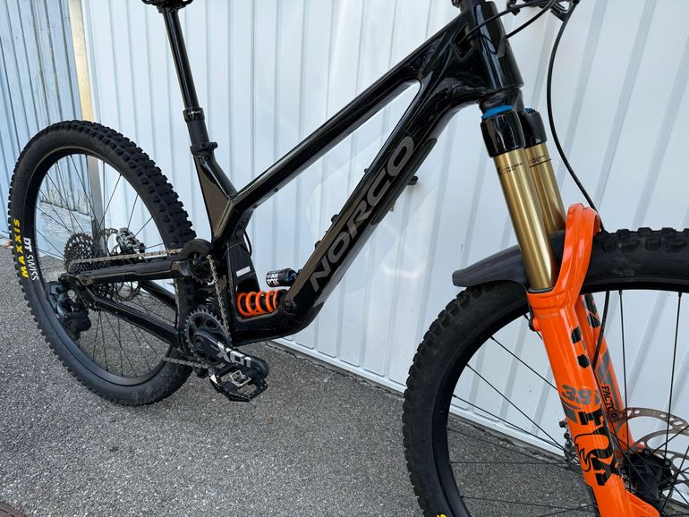 Used Norco Range C1 2023 2023 Mountainbike, Black — image 6 of 11
