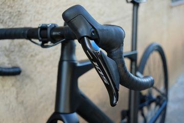 Used BMC Roadmachine TWO 2026 2026 Road & Gravel, Black — image 7 of 13