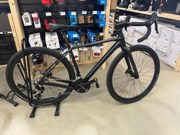 Orbea TERRA H40 2023 2023 Road & Gravel usato, Nero — immagine 4 di 5