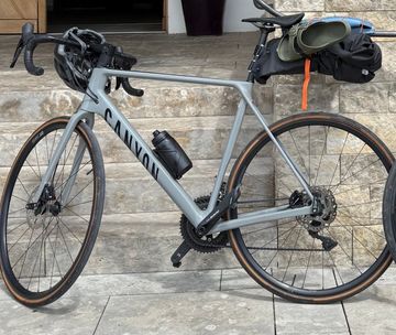 Canyon Ultimate CF SL 7 Disc 2022 2022 Road & Gravel usato, Grigio chiaro — immagine 3 di 10