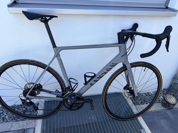 Brugt Canyon Ultimate CF SL 7 Disc 2022 2022 Road & Gravel — billede 4 af 10