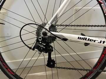 Used Wilier Izoard Xp 2013 Road & Gravel, White — image 11 of 11