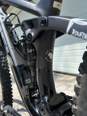 Used Trek Fuel EX 9.7 2022 2022 Mountainbike, Black — image 3 of 16
