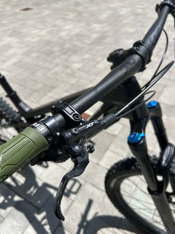 Used Trek Fuel EX 9.7 2022 2022 Mountainbike, Black — image 13 of 16