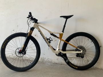 Gebrauchtes Orbea OIZ M10 AXS 2025 2025 Mountainbike, Weiß, 29 — Bild 2 von 7