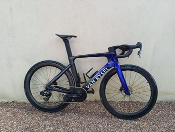 Used Van rysel RCR Pro Replica Dura Ace Di2 Decathlon AG2R Team 2024 Frameset 2024 Road & Gravel