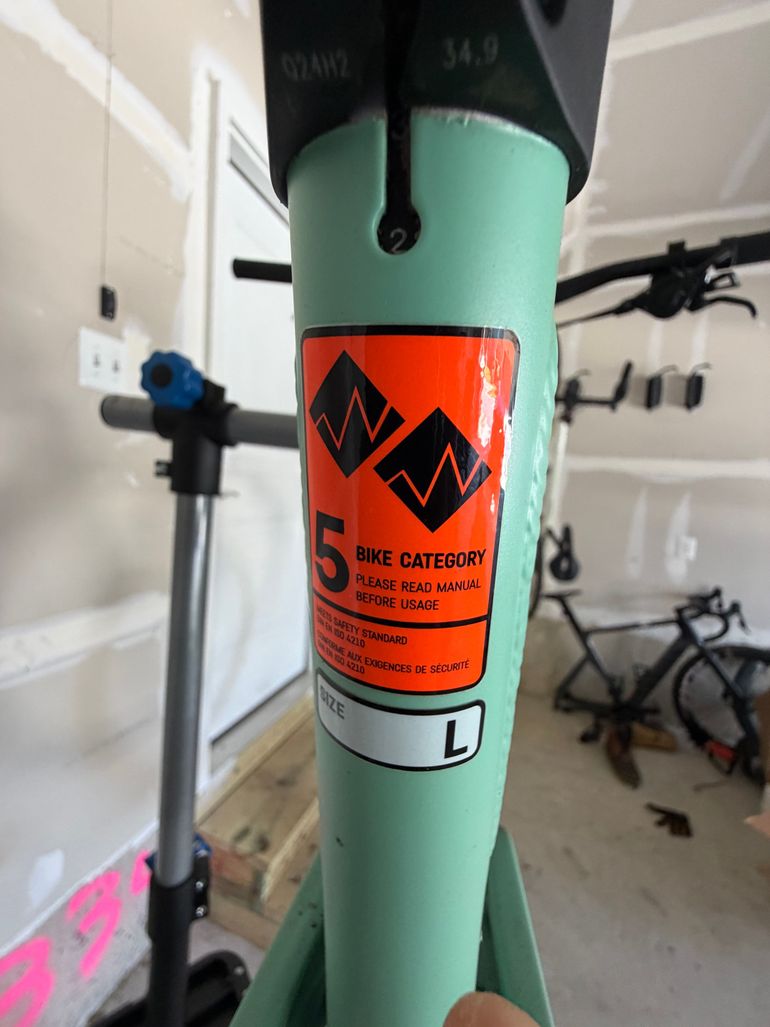 Used Canyon Torque 5 (Mullet) 2025 2025 Mountainbike, Blue, 29, 27.5 — image 5 of 6