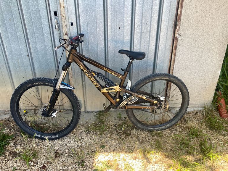 Gebrauchtes Scott Voltage SRAM X7 2010 Mountainbike, Schwarz — Bild 2 von 4