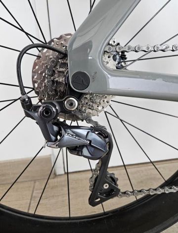 Gebrauchtes Canyon Aeroad CF SL 8 2023 2023 Road & Gravel, Hellgrau — Bild 12 von 24