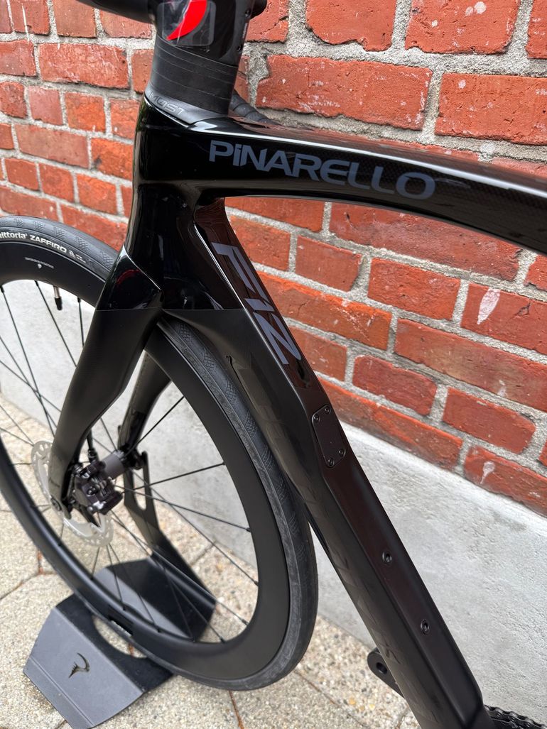 Used Pinarello Dogma Shimano Ultegra Di2 2024 Road & Gravel, Black — image 13 of 14