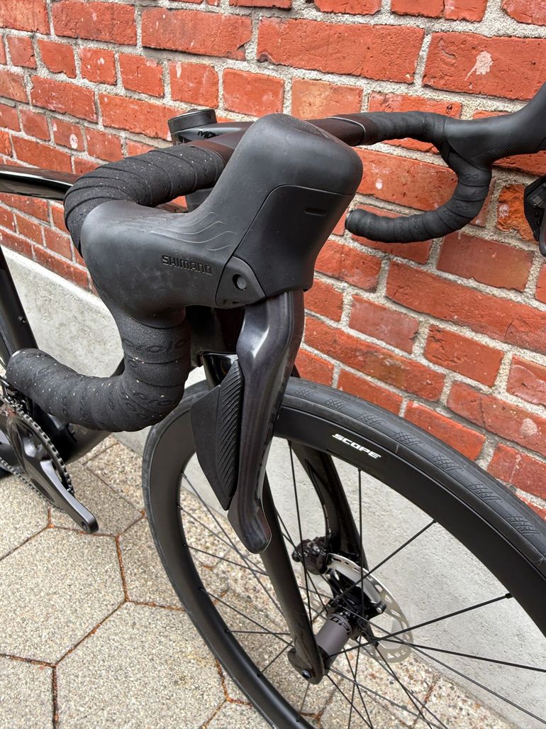 Used Pinarello Dogma Shimano Ultegra Di2 2024 Road & Gravel, Black — image 5 of 14