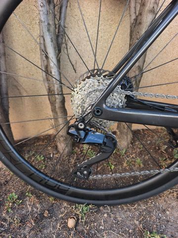 Used Scott Addict 20 2023 2023 Road & Gravel, Green — image 3 of 8