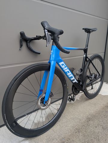 Giant Propel Advanced Pro 0 2024 2024 Road & Gravel usato, Blu — immagine 2 di 6
