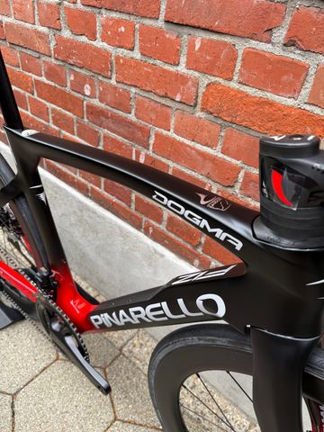 Used Pinarello Dogma Shimano Ultegra Di2 2024 Road & Gravel, Black — image 8 of 16
