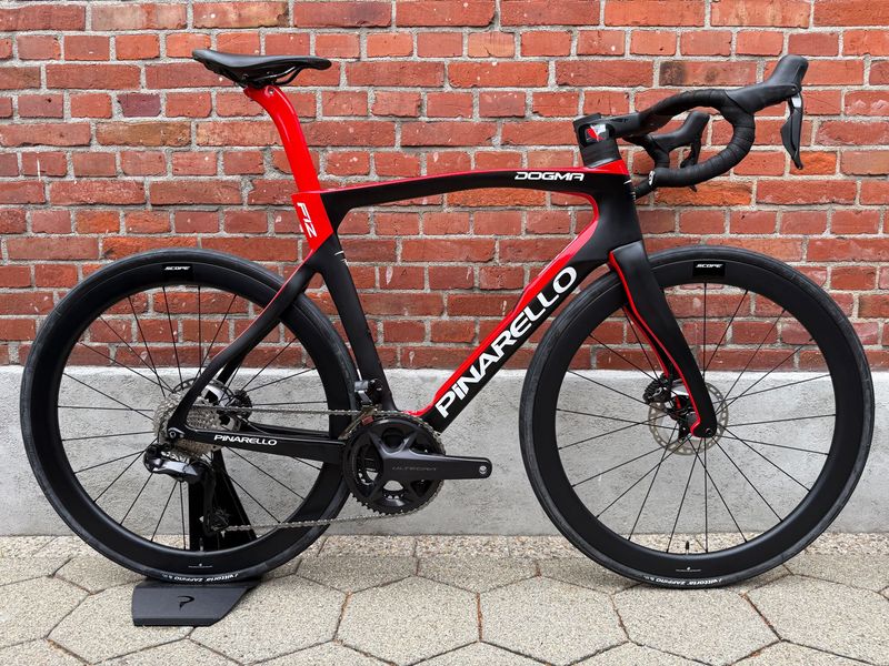 Used Pinarello Dogma Shimano Ultegra Di2 2024 Road & Gravel
