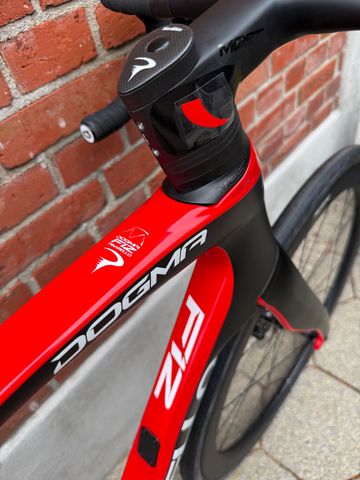 Used Pinarello Dogma Shimano Ultegra Di2 2024 Road & Gravel, Black — image 8 of 16