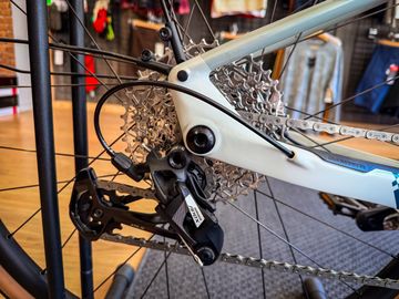Gebrauchtes Mondraker DUSTY X 2026 2026 Road & Gravel, Weiß — Bild 2 von 7