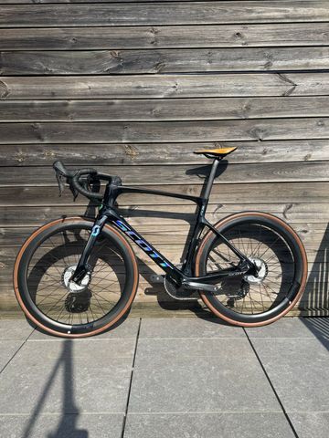 Used Scott Foil 20 2020 2020 Road & Gravel, Black — image 6 of 8
