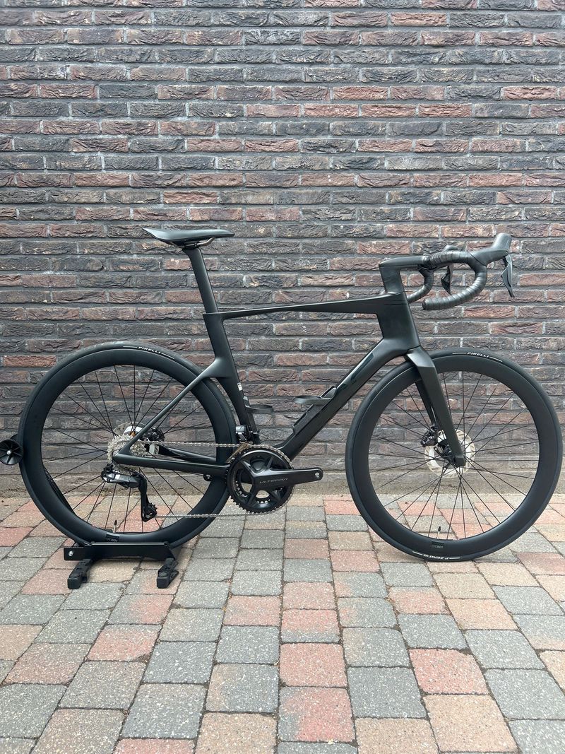BMC Teammachine R 01 FOUR 2024 2024 Road & Gravel usato