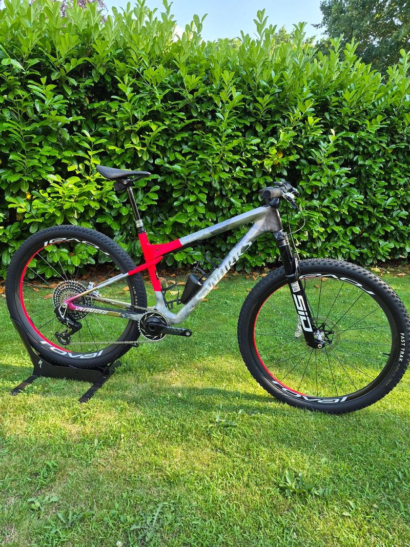 Käytetty Specialized S-Works Epic World Cup Forward 50 LTD 2025 2025 MTB