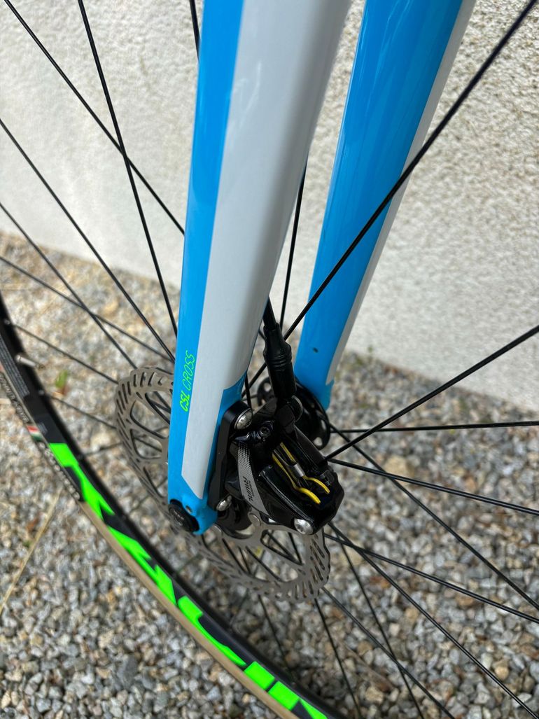 CUBE Cross Race SRAM Rival 2018 Road & Gravel usato, Blu — immagine 11 di 16