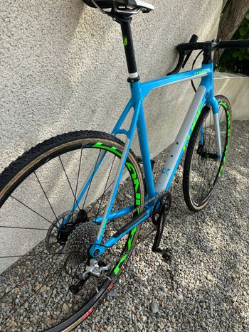 CUBE Cross Race SRAM Rival 2018 Road & Gravel usato, Blu — immagine 3 di 16