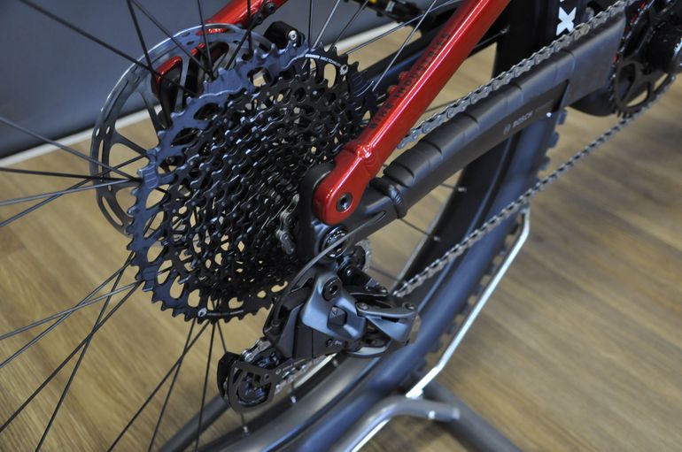 Brugt KTM MACINA KAPOHO 7971 2024 2024 Mountainbike — billede 2 af 3