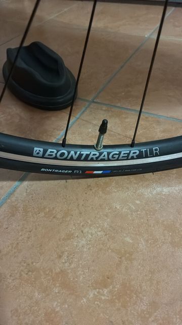 Używany Trek Domane Shimano Claris 2024 Road & Gravel — zdjęcie 7 z 11