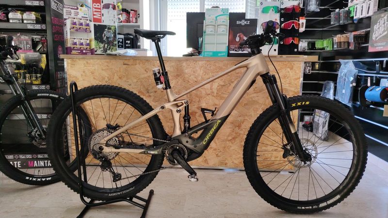 Käytetty Orbea BICI E-BIKE 29” ORBEA WILD M20 MISURA M USATO 2024 MTB